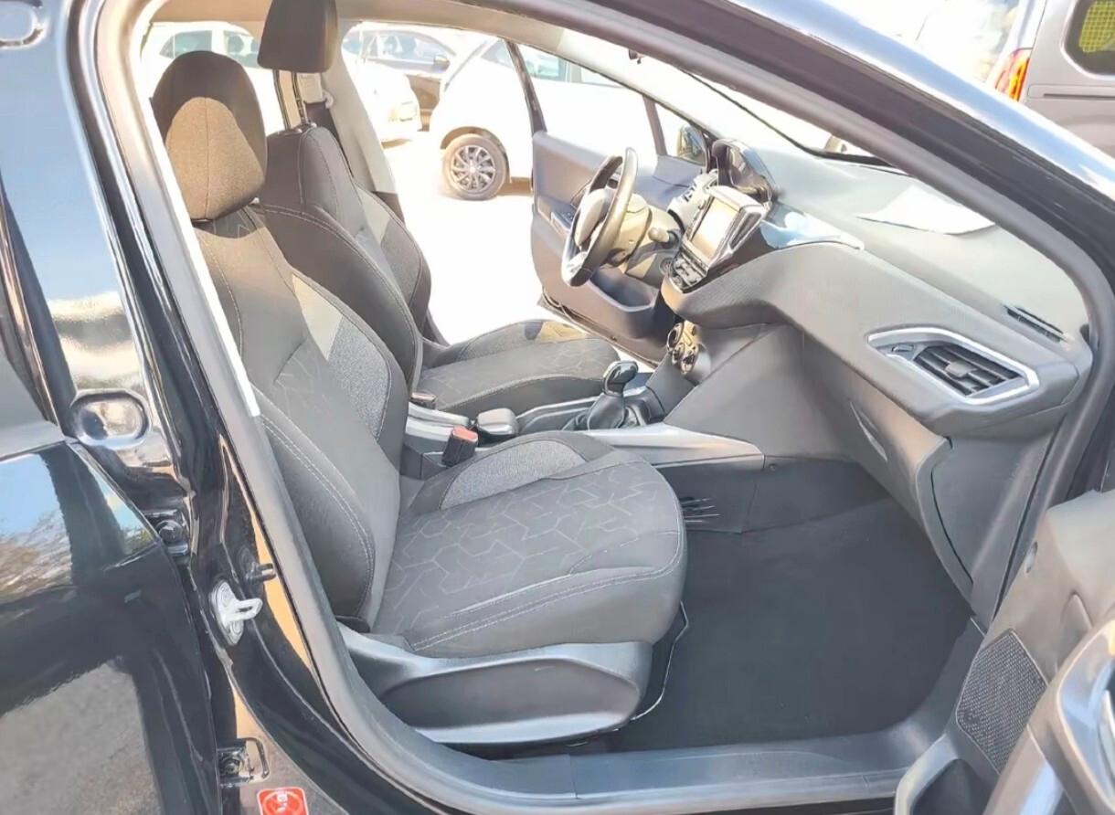 Peugeot 2008 1.6 BlueHDi 100 CV Allure