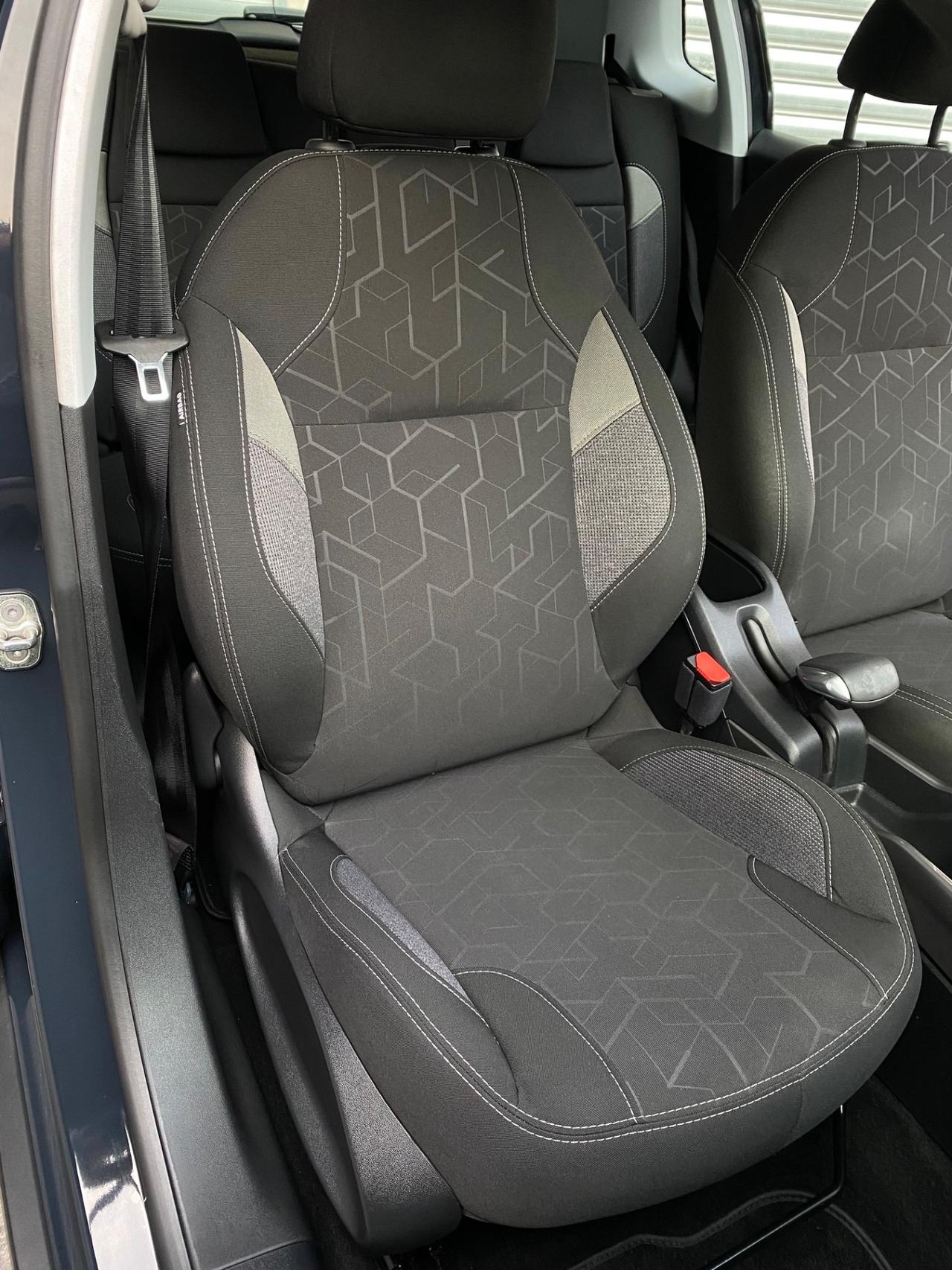 Peugeot 2008 1.6 BlueHDi 75cv Active-PERFETTA