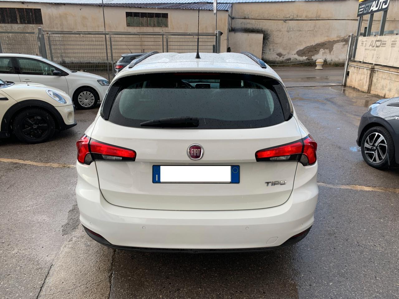 Fiat Tipo 1.6 MJT SW Lounge 14.800Km