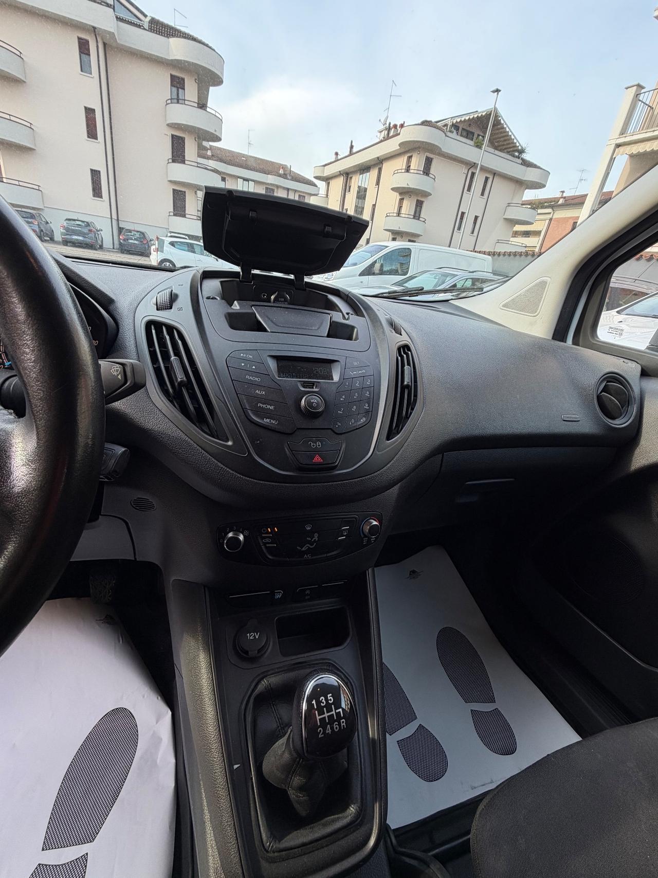 Ford Tourneo Courier 1.5 TDCI 100 CV S&S Plus