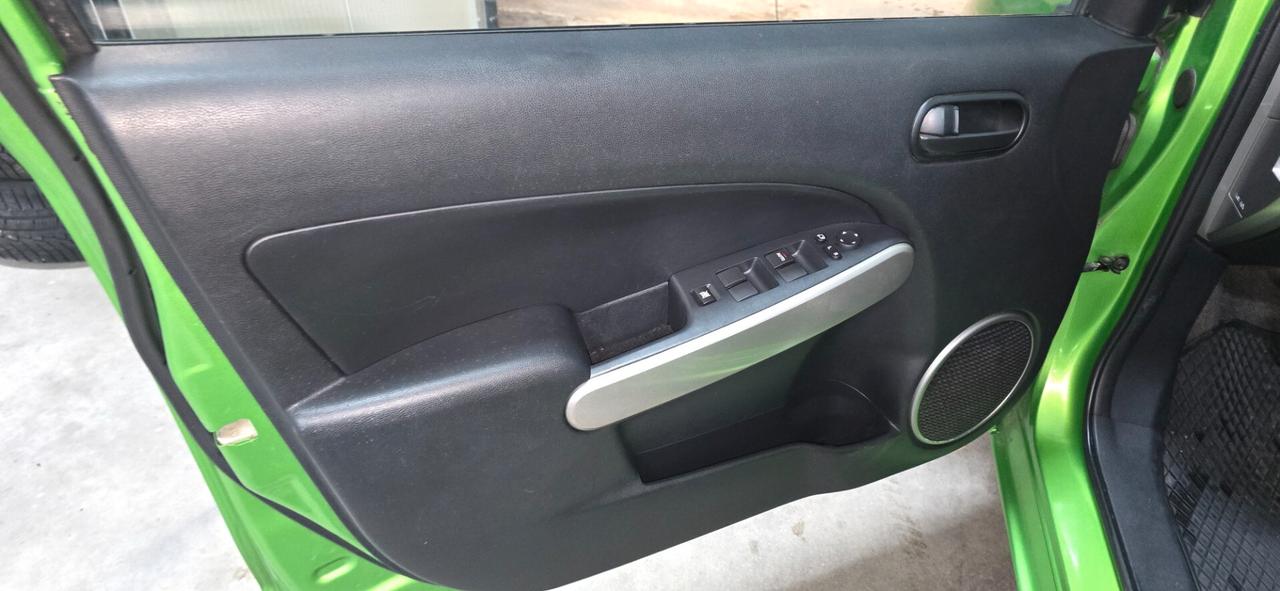 Mazda 2 Mazda2 1.3 16V 75CV 5p. Easy