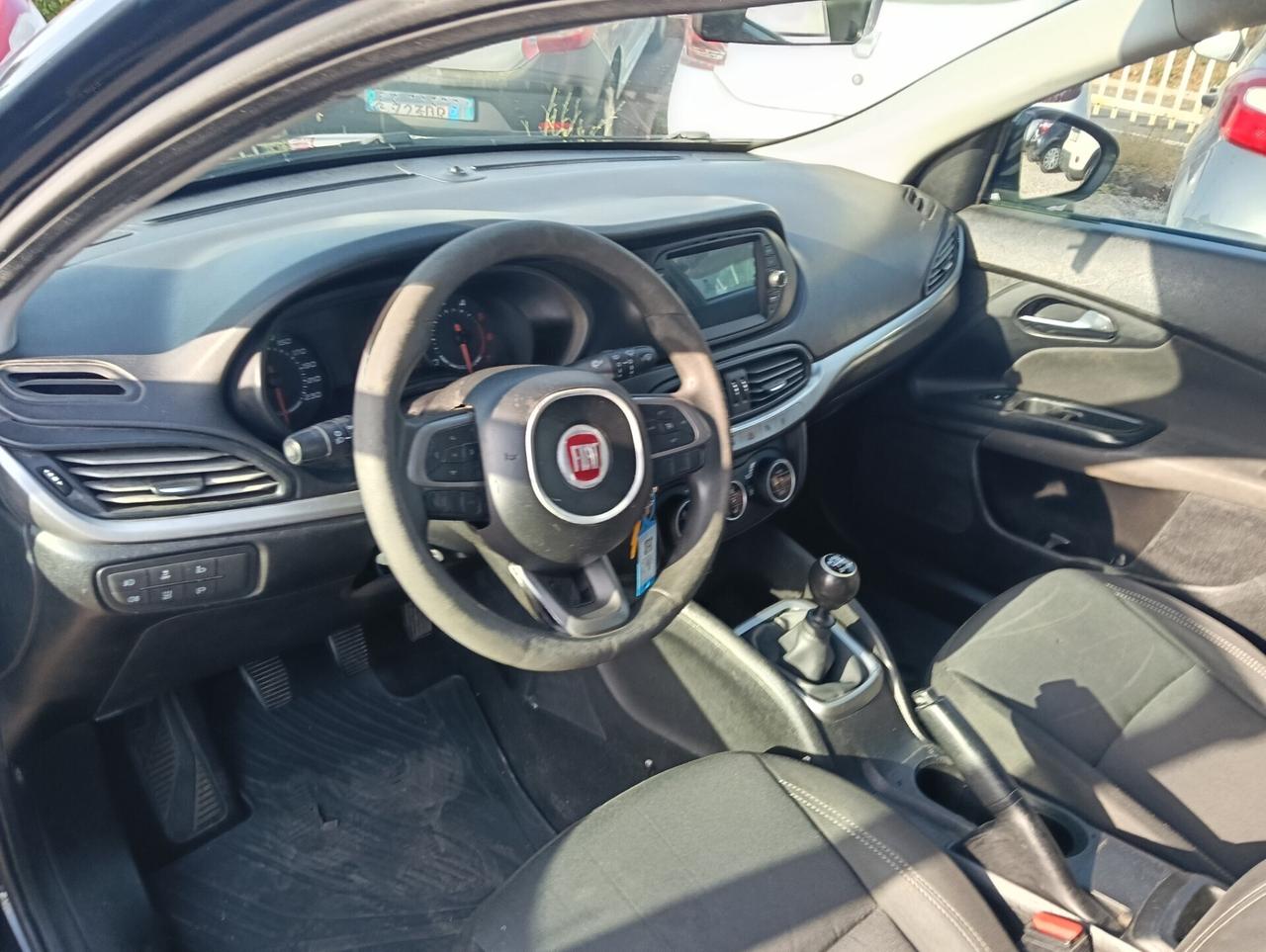 Fiat Tipo 1.6 Mjt S&S 5 porte S-Design