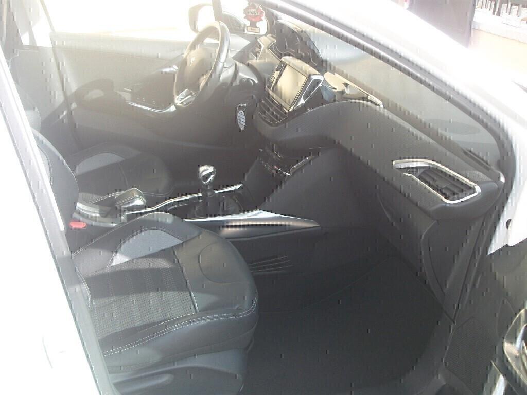Peugeot 2008 1.6 HDi 115 CV Allure - 2013
