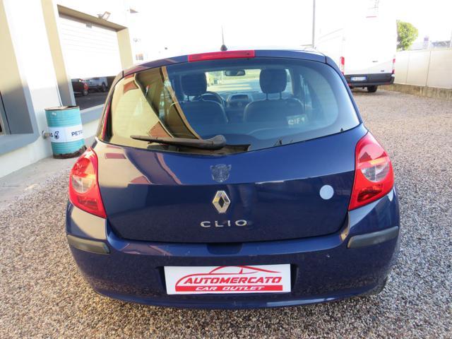 RENAULT Clio 1.2 16V 65CV 3 porte 4U Pack