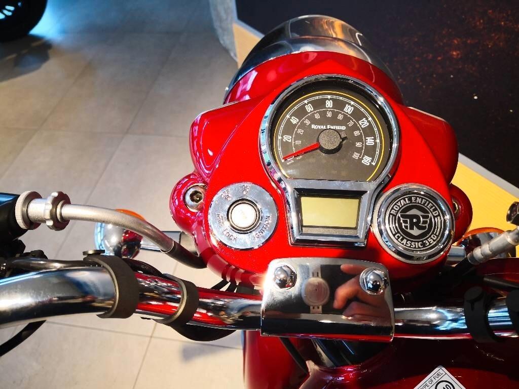 Royal Enfield Classic 350 Madras Red