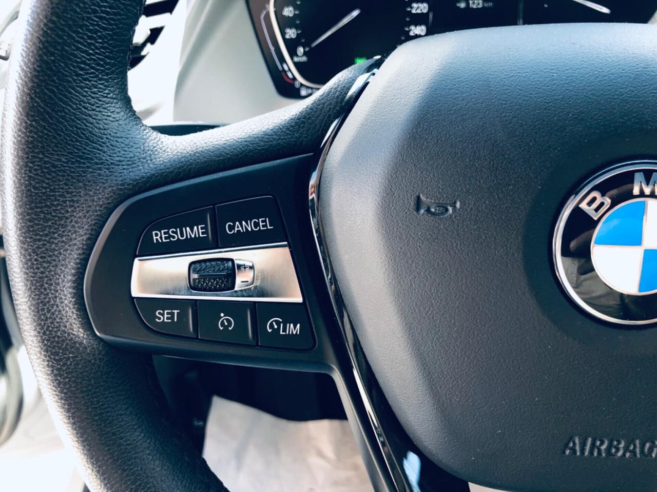 Bmw 116 118d 5p. AUTOMATICA-TELECAM- SPORT argento