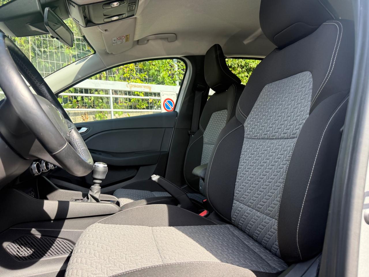Renault Clio 1.0 90 CV 5 porte Techno GARANTITA PREZZO REALE