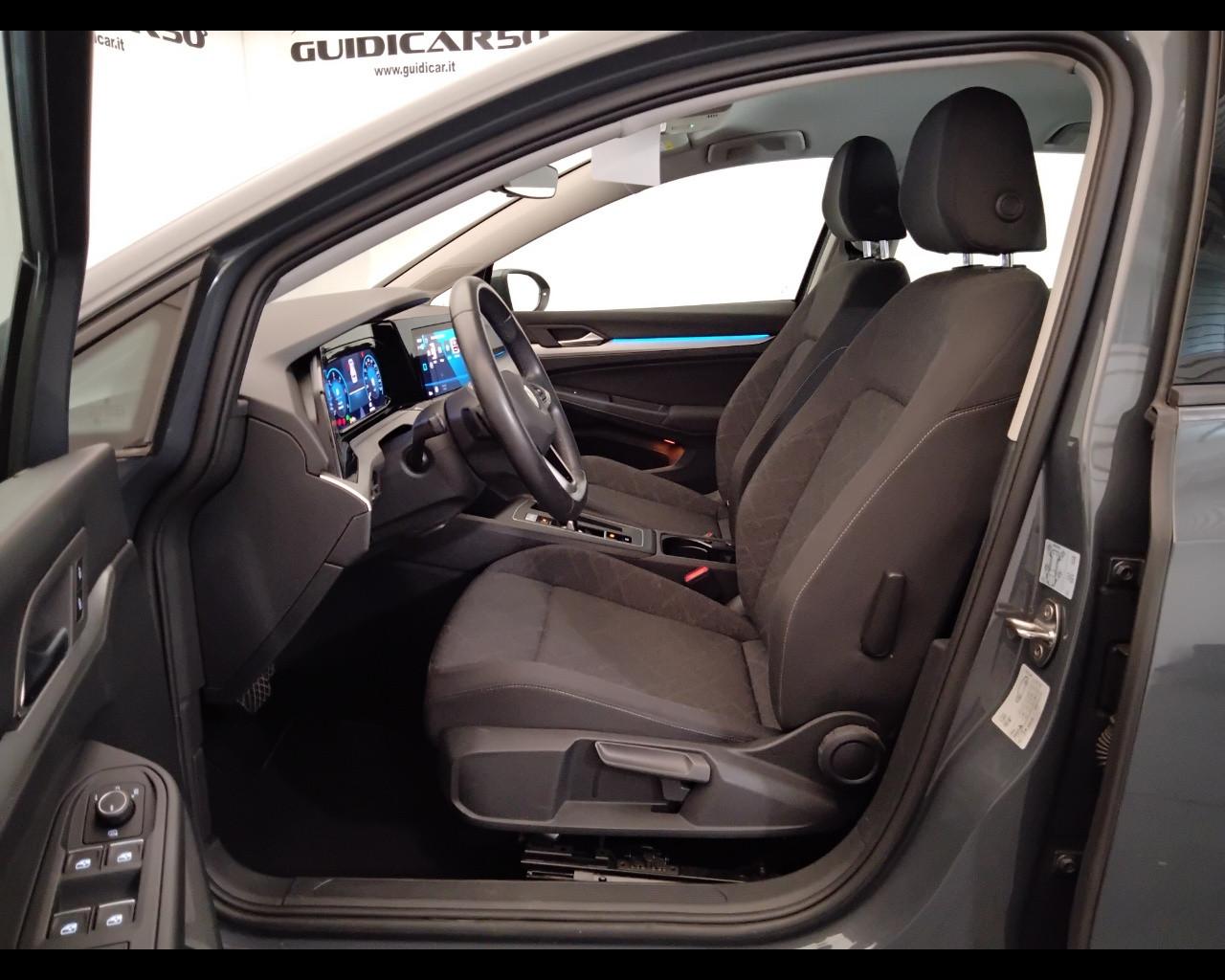 VOLKSWAGEN Golf VIII 2020 - Golf 2.0 tdi Life 115cv dsg