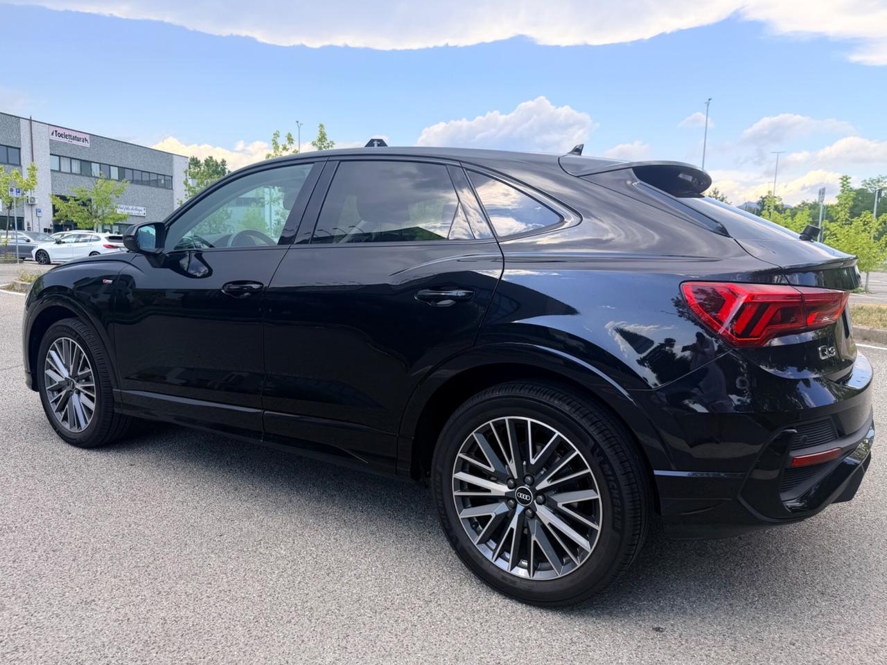 Audi Q3 SPB 40 TDI quattro*Automatik*S Line esterno*Cecrhi*