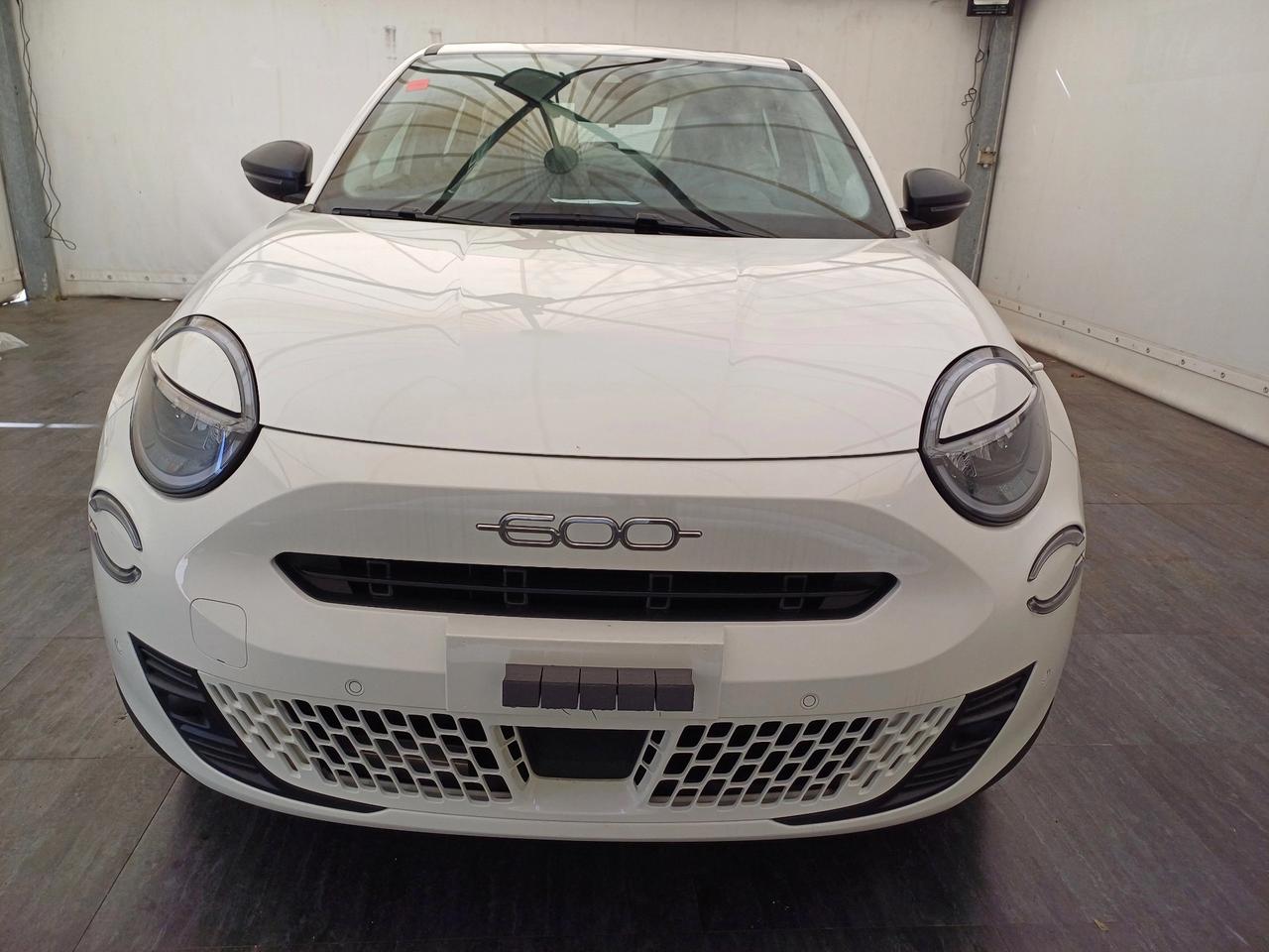 Fiat 600 Hybrid 100 CV DCT MHEV