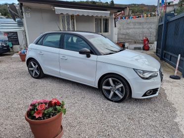 Audi A1 SPB 1.6 TDI Ambition auto per neopatentati