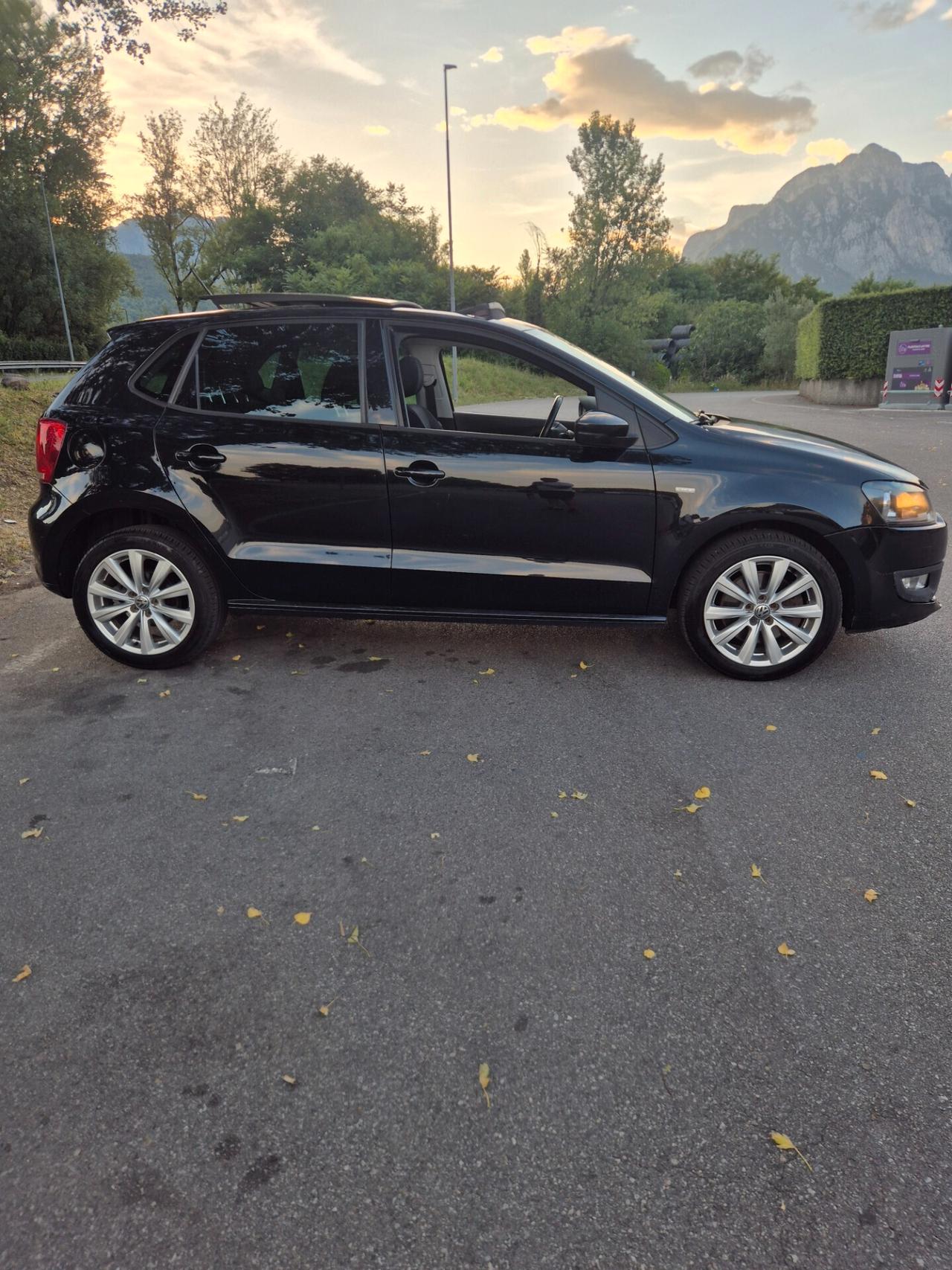 VW POLO 1.2 BENZINA 105 CV 6 MARCE