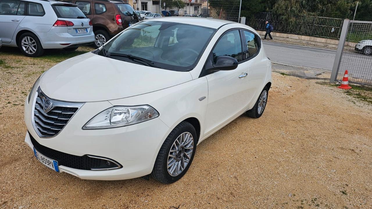 Lancia Ypsilon 1.3 MJT 16V 95 CV 5 porte S&S Gold