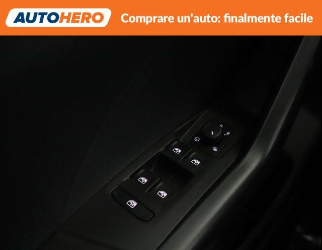 VOLKSWAGEN T-Cross 1.0 TSI Sport