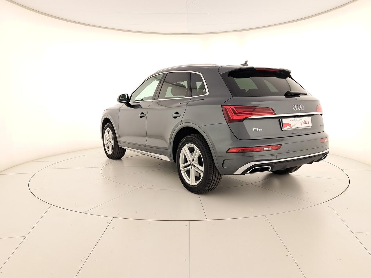 Audi Q5 40 2.0 tdi mhev 12v s line quattro s-tronic