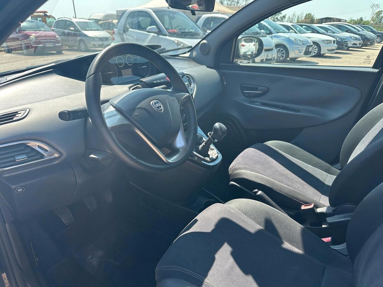 Lancia Ypsilon 1.2 Benzina
