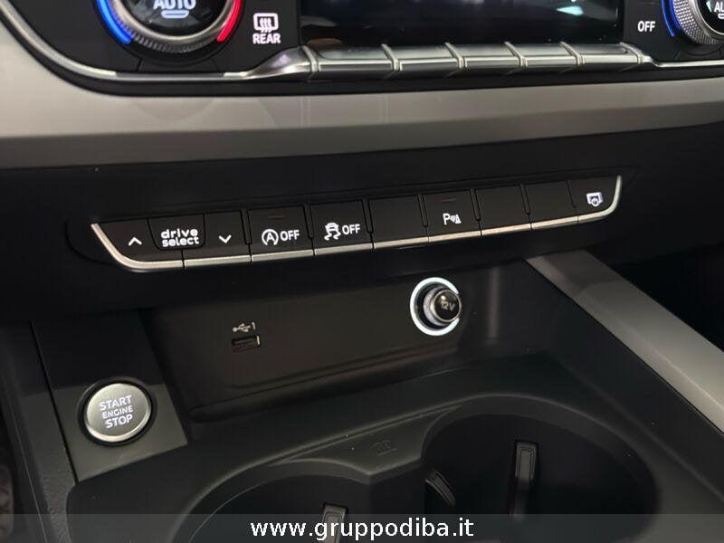 Audi A4 V 2019 Avant Diesel Avant 40 2.0 tdi Business 190cv s-tronic