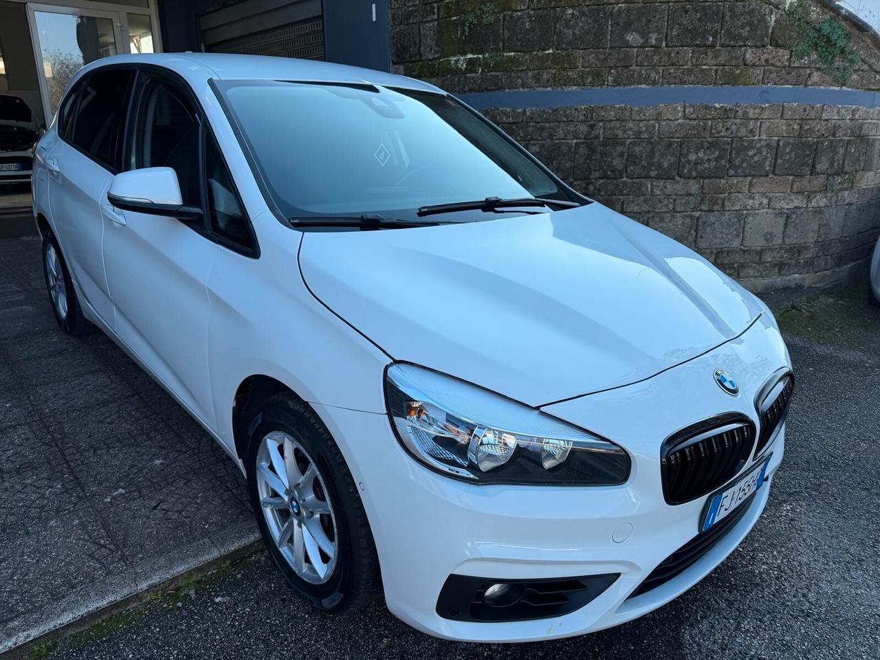 Bmw 2er Active Tourer 218d Luxury