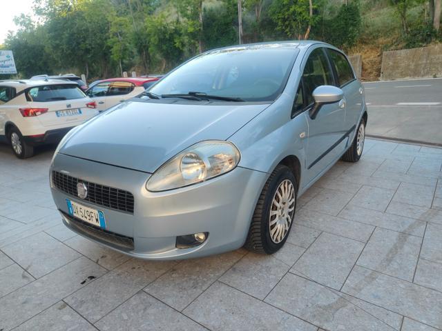 FIAT Grande Punto 1.3 MJT 75 CV 5 porte Dynamic