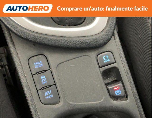 TOYOTA Yaris 1.5 Hybrid 5 porte Active