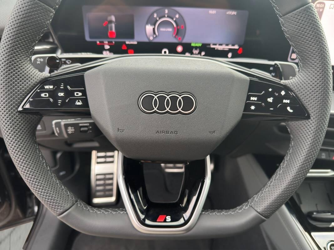 Audi Q3 Sportback 2.0 TDi S line 150cv s-tronic, Telecam e CarPlay