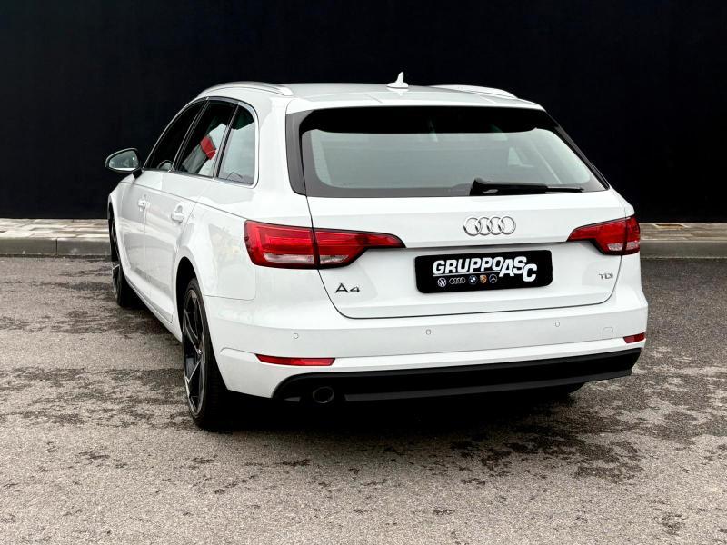 Audi A4 Avant 35 2.0 tdi Sport 150cv s-tronic