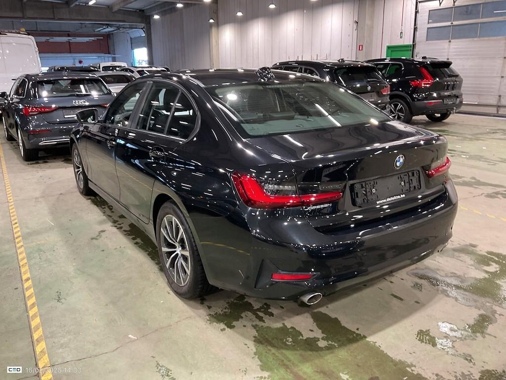 BMW 316D 122CV STEPTRONIC 48V BUSINESS ADVANTAGE ( FARI LED - BMW DIGITAL COCKPIT - PELLE - NAVI - MIRROR - PDC )