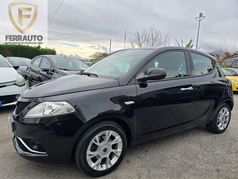 Lancia Ypsilon 0.9 TwinAir 85 CV 5 porte S&S DFN Gold