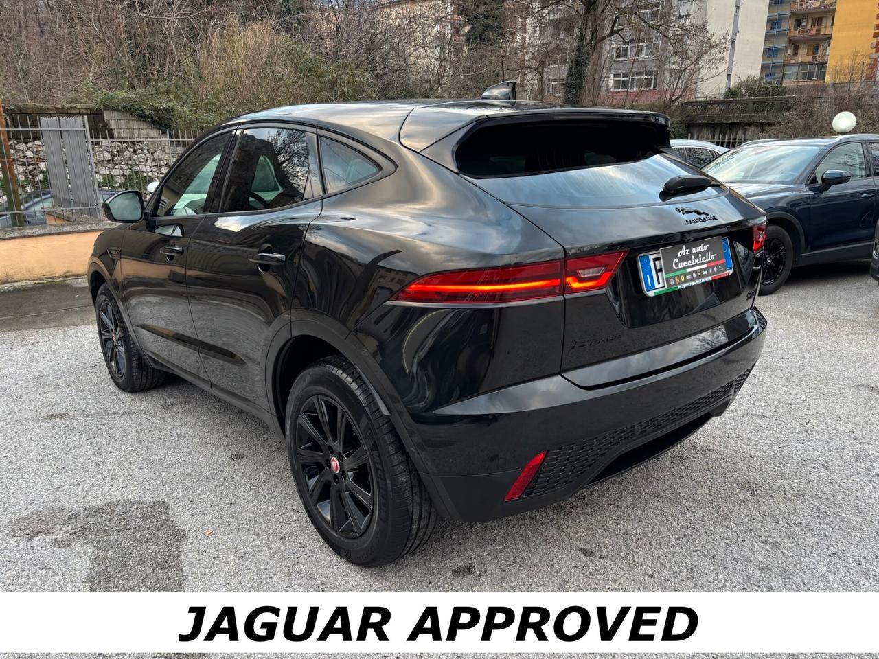 Jaguar E-Pace 2.0D 150 CV AWD R-Dynamic TOTAL BLACK
