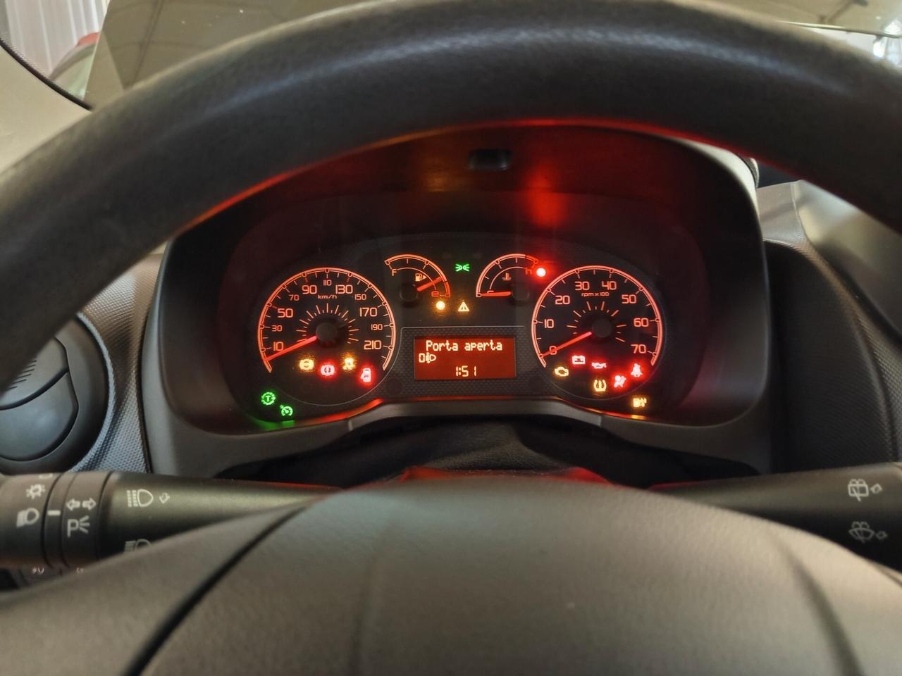 Fiat Qubo 1.3 MJT 75 CV Trekking