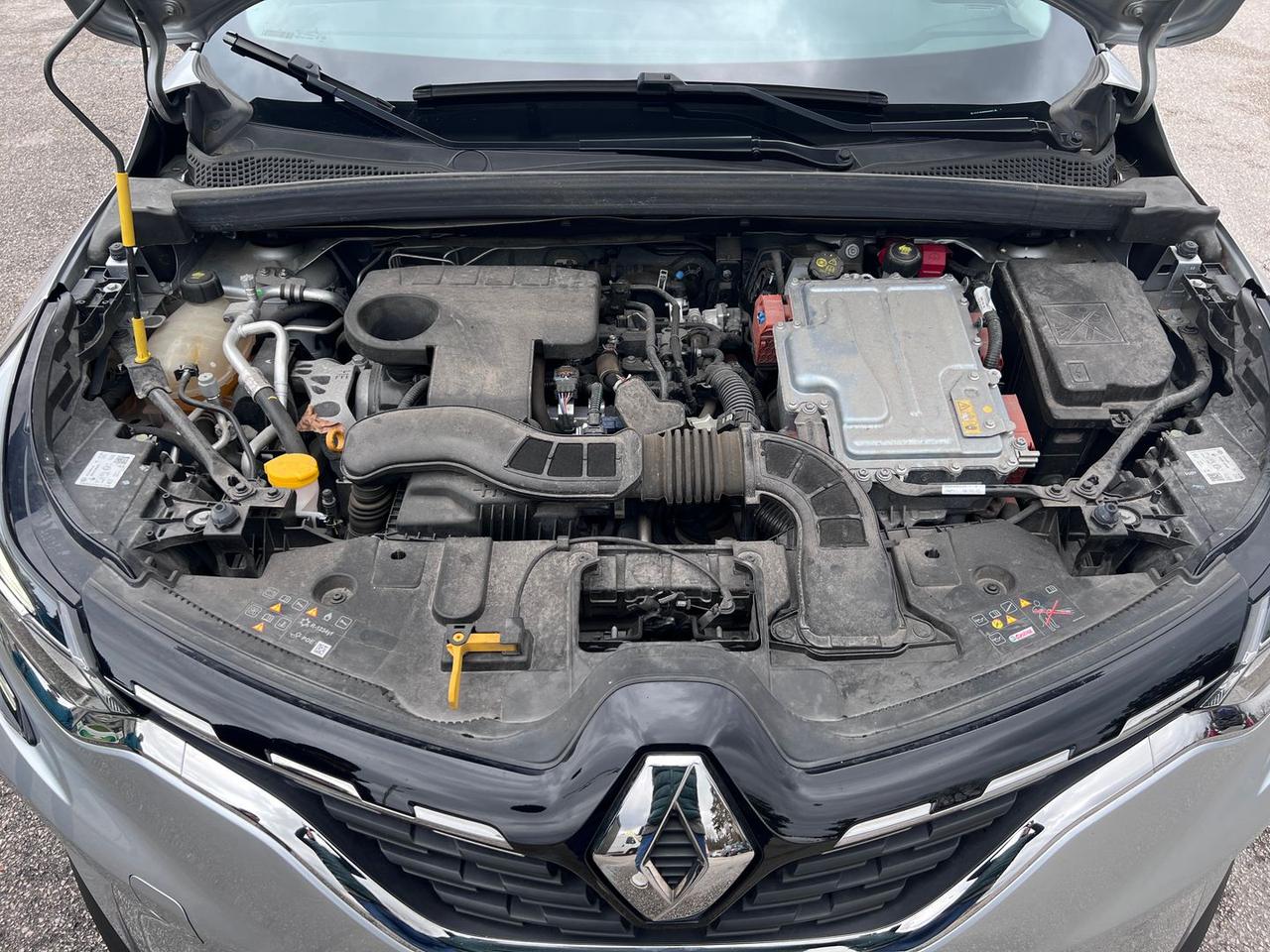 Renault Captur E-TECH 145 HEV Intens #10239