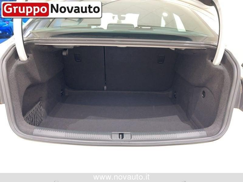 Audi A3 Sedan 30 TDI S tronic Sport