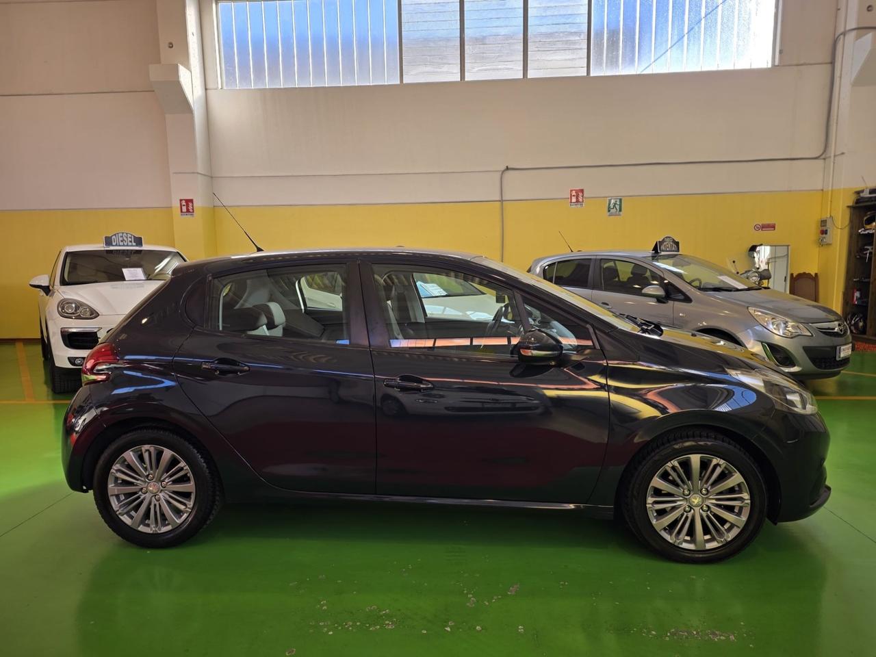 Peugeot 208 PureTech 68 5 p. Neopatentati