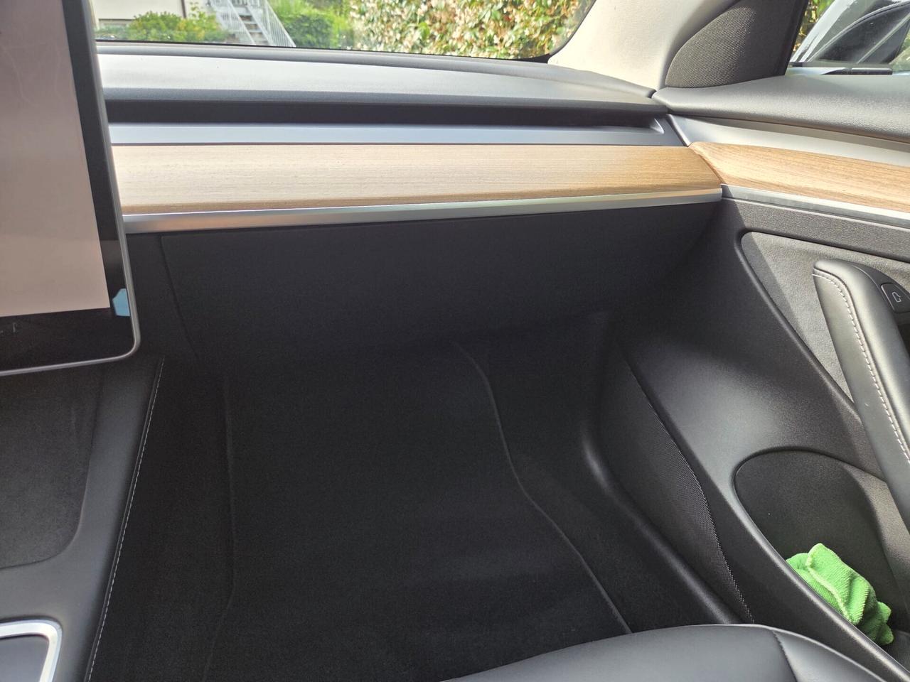Tesla Model 3 Standard