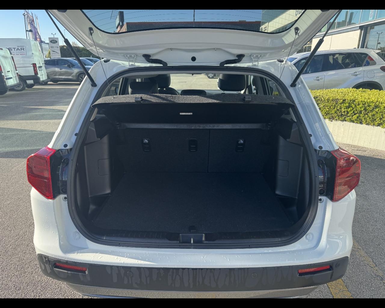 SUZUKI Vitara (2015) - Vitara 1.4 Hybrid A/T 4WD AllGrip Starview