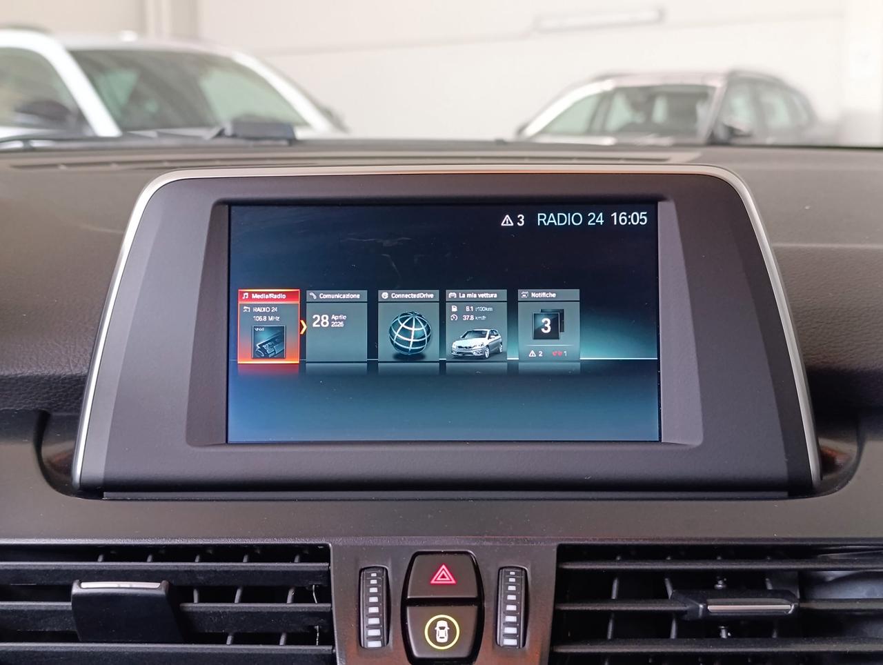 BMW 216 i Active Tourer Advantage