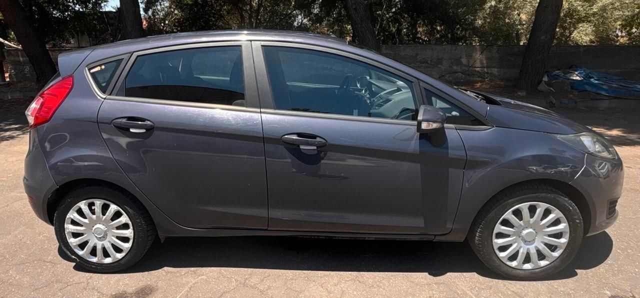 Ford Fiesta 1.5 TDCi 75CV 5 porte