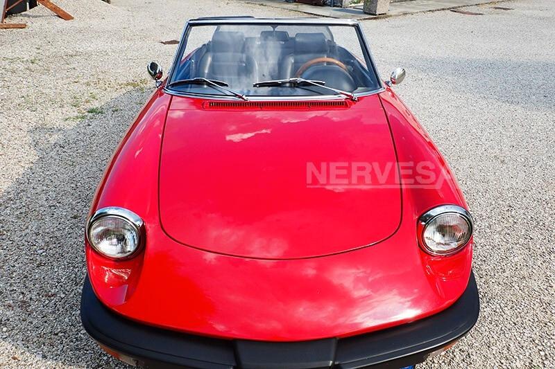 Alfa Romeo Spider Duetto 2.0 | Rosso interni neri