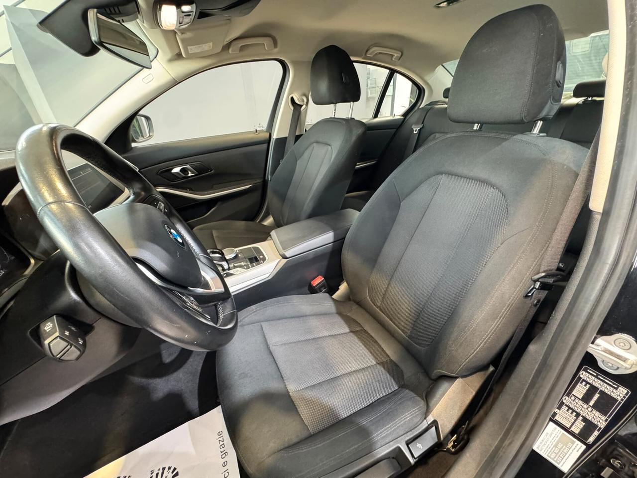 bmw 318d Sport 150cv auto