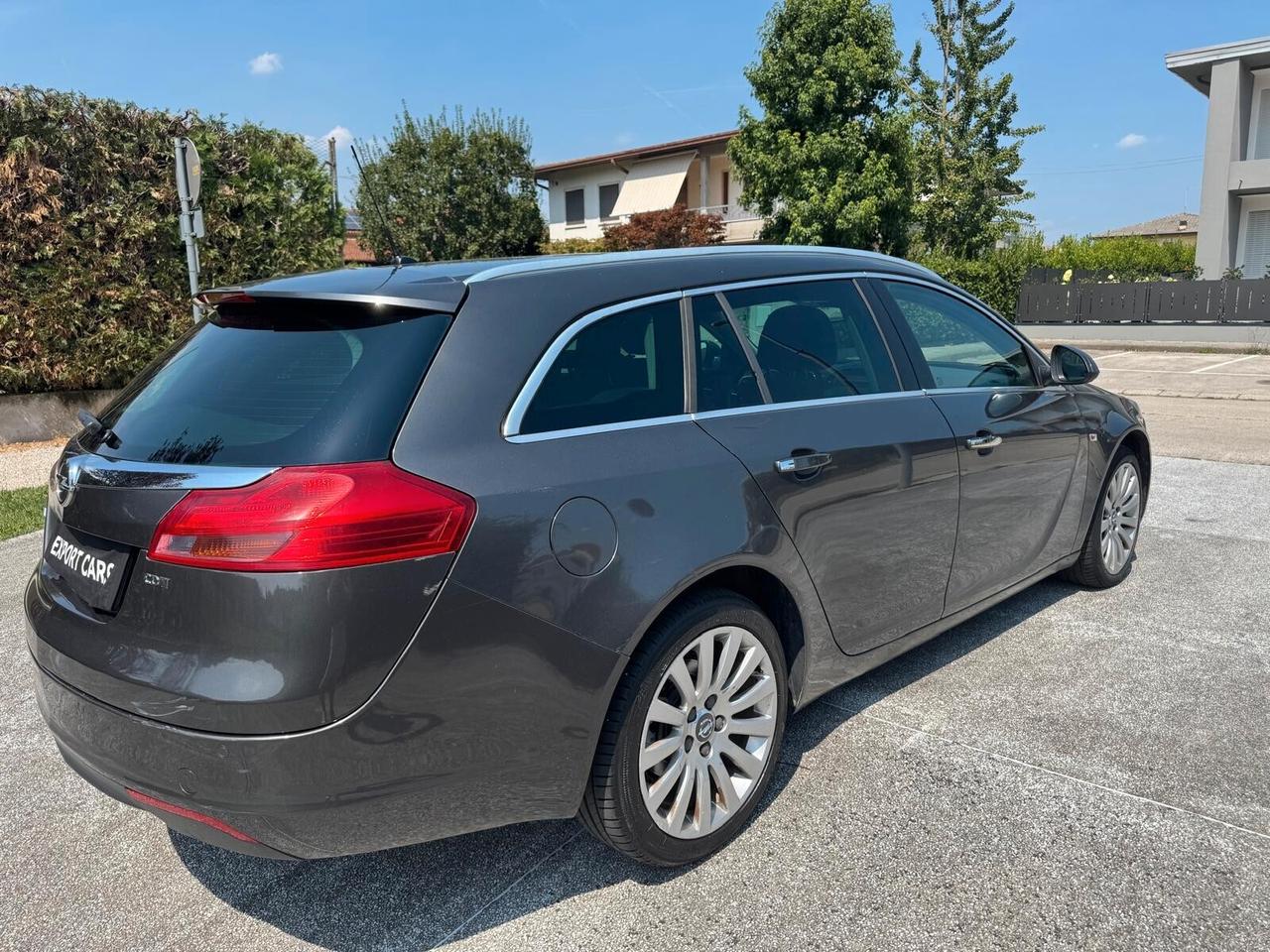 Opel Insignia 2.0 CDTI Sports Tourer Cosmo