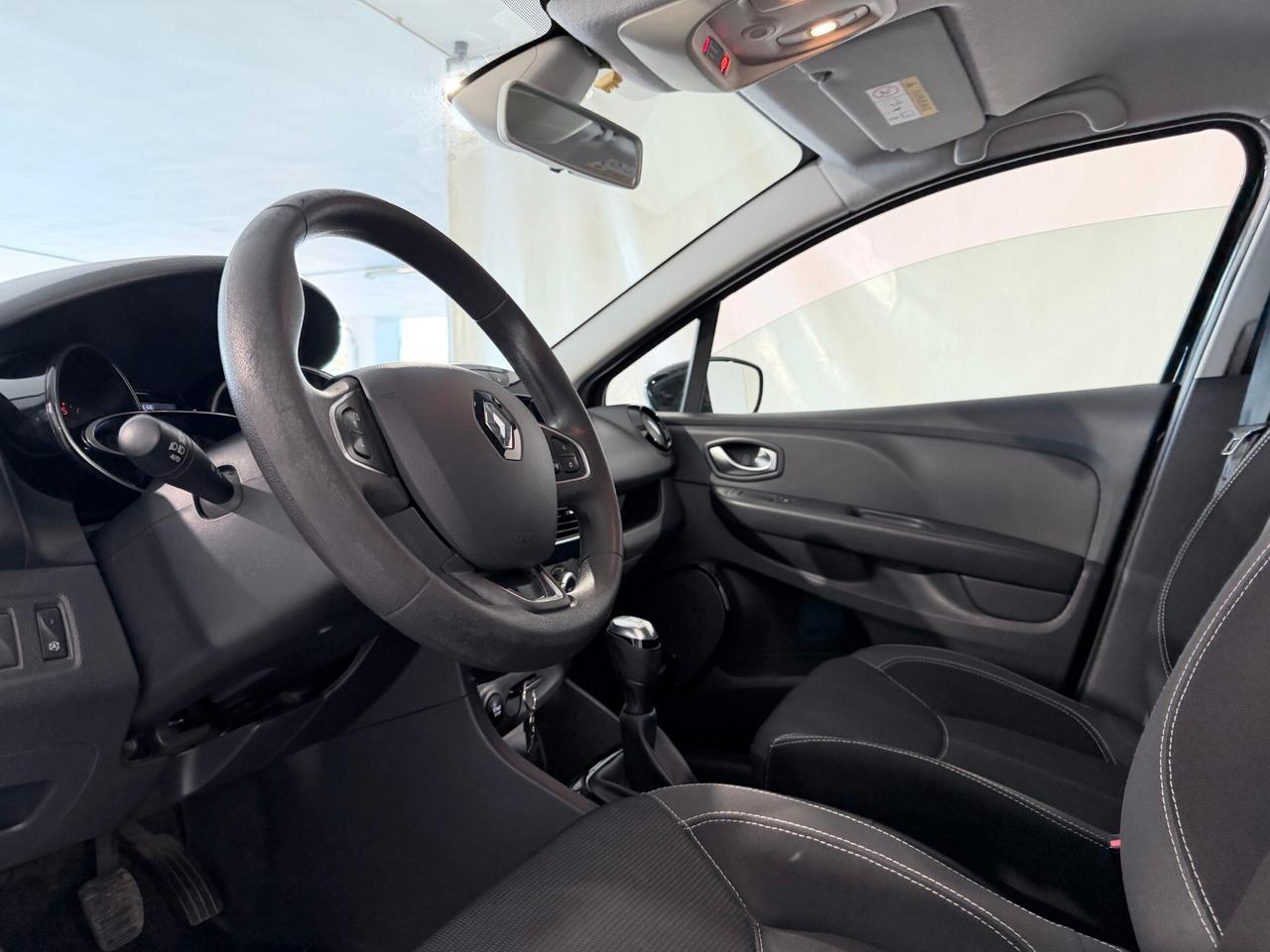 Renault Clio dCi 8V 75 CV Start&Stop 5 porte Energy Duel
