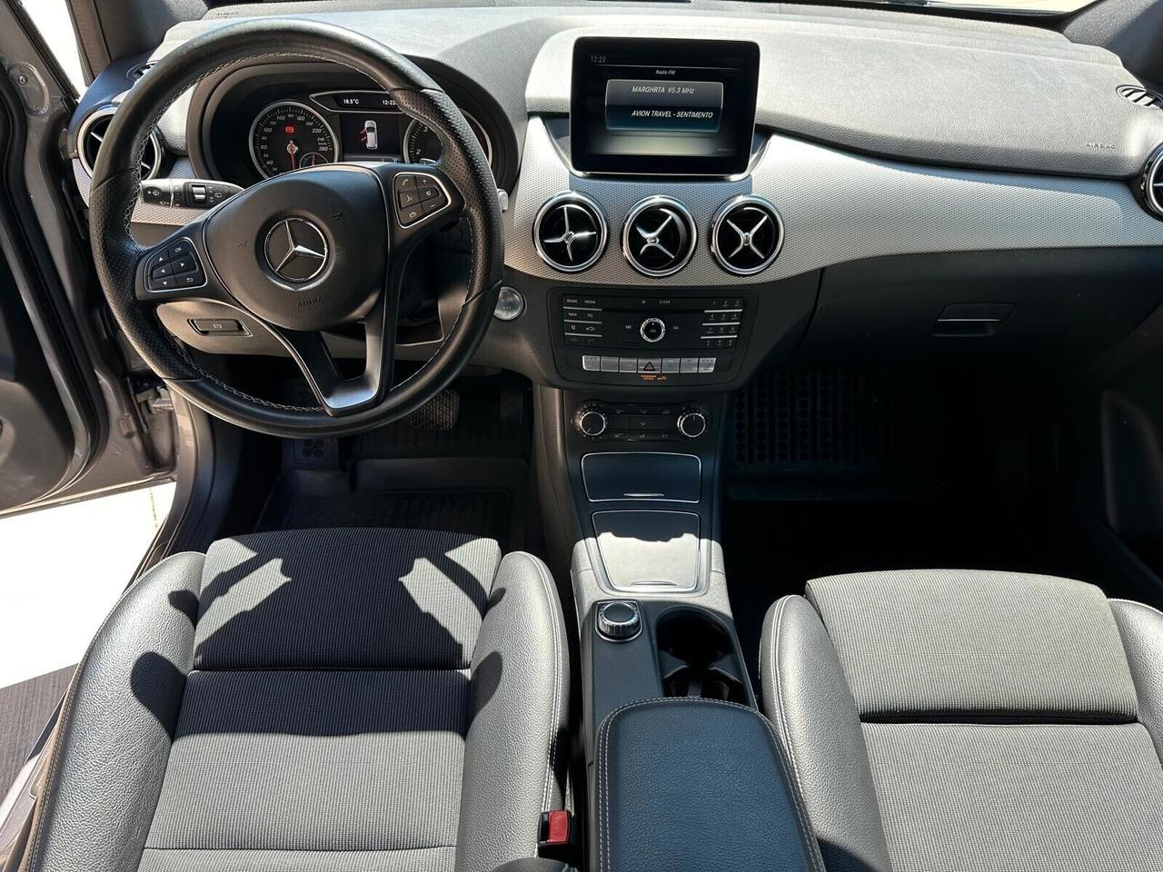 Mercedes-benz B 200 B 200 d Automatic Premium