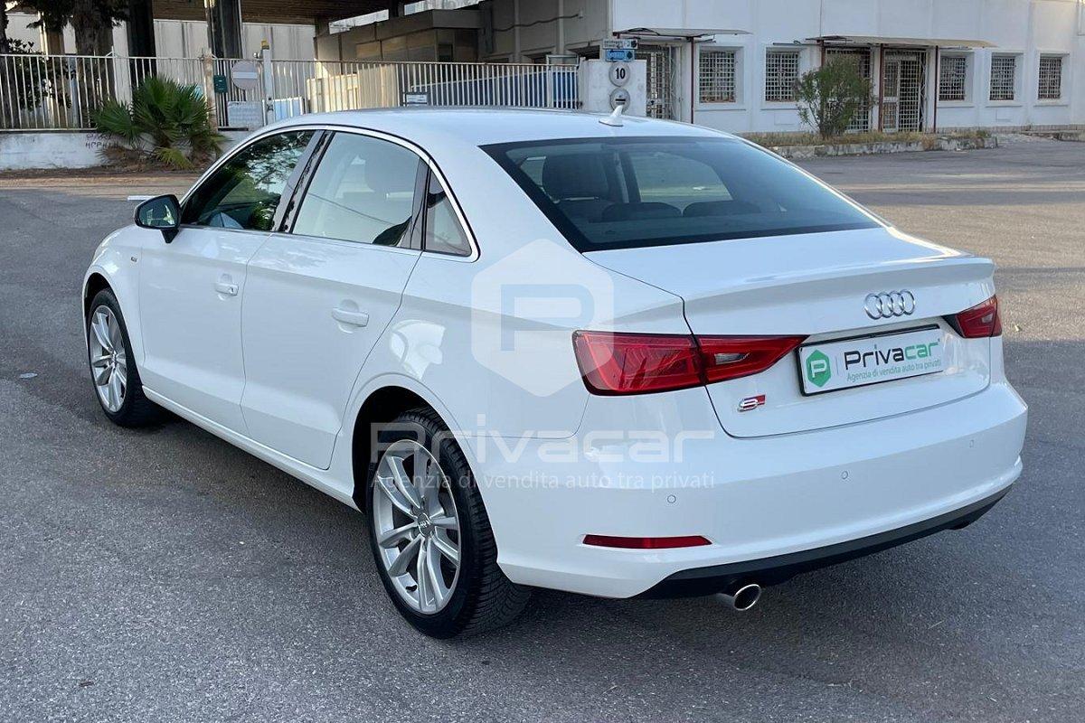 AUDI A3 Sedan 1.6 TDI clean diesel S tronic Attraction