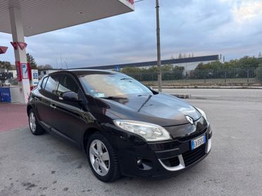 Renault Megane Mégane 1.6 GPL Confort