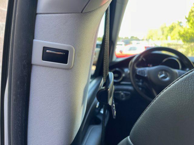 MERCEDES-BENZ V 220 d AUTOMATIC 7 POSTI LONG 9 MARCE UNIPROPRIETARIO