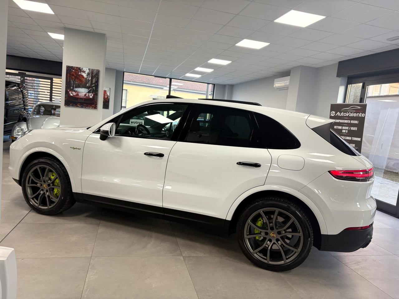 Porsche Cayenne 3.0 Hybrid 340cv 2020 km 91000