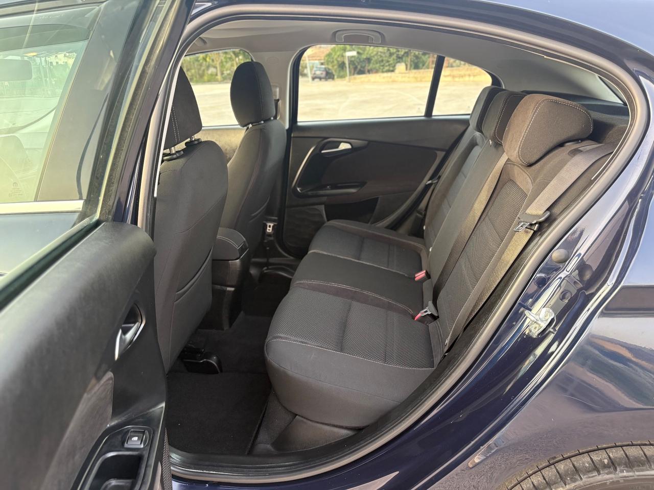 Fiat Tipo 1.6 MULTIJET 120CV S&S 5Porte Lounge LED