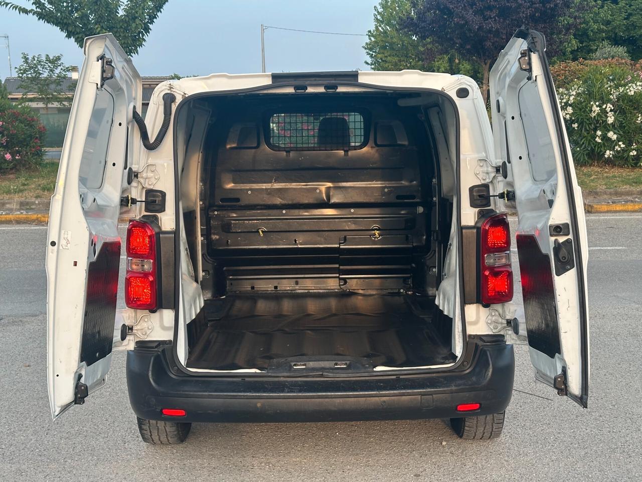 Toyota Proace 1.6D Furgone 10q Comfort