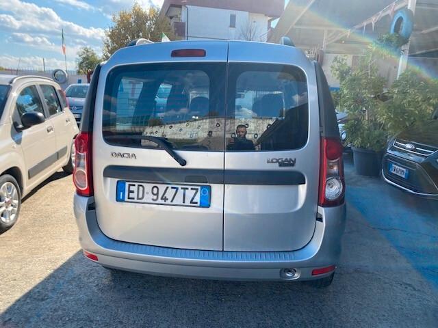 Dacia Logan MCV 1.6 90CV 5 posti Lauréate