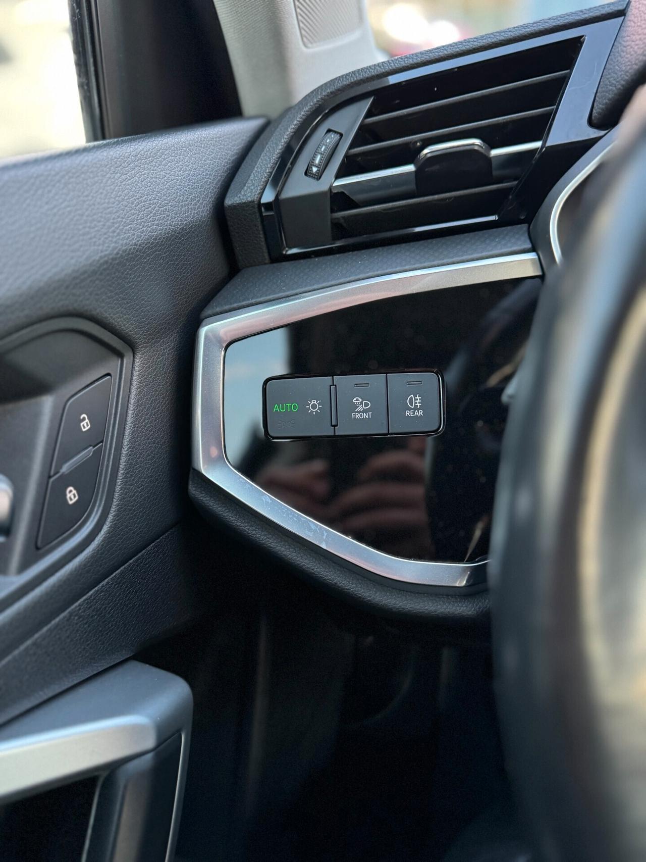 Audi Q3 Audi Q3 35 TDI S tronic Business Advanced